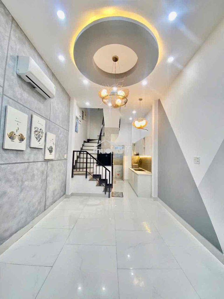 Bán nhà 3 lầu - đường hoa sữa rộng 7m ngay phan xích long - Ảnh 3