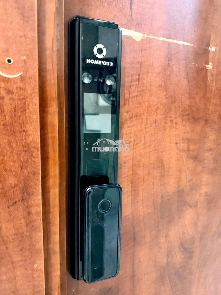 Gấp cho thuê căn 55m2, 2 pn, 2 wc, full nội thất, cc 35 hồ ngọc lãm - Ảnh 2