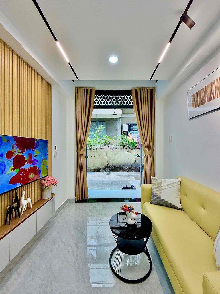 Nhà 5tầng nguyễn công hoan 2pn hxh