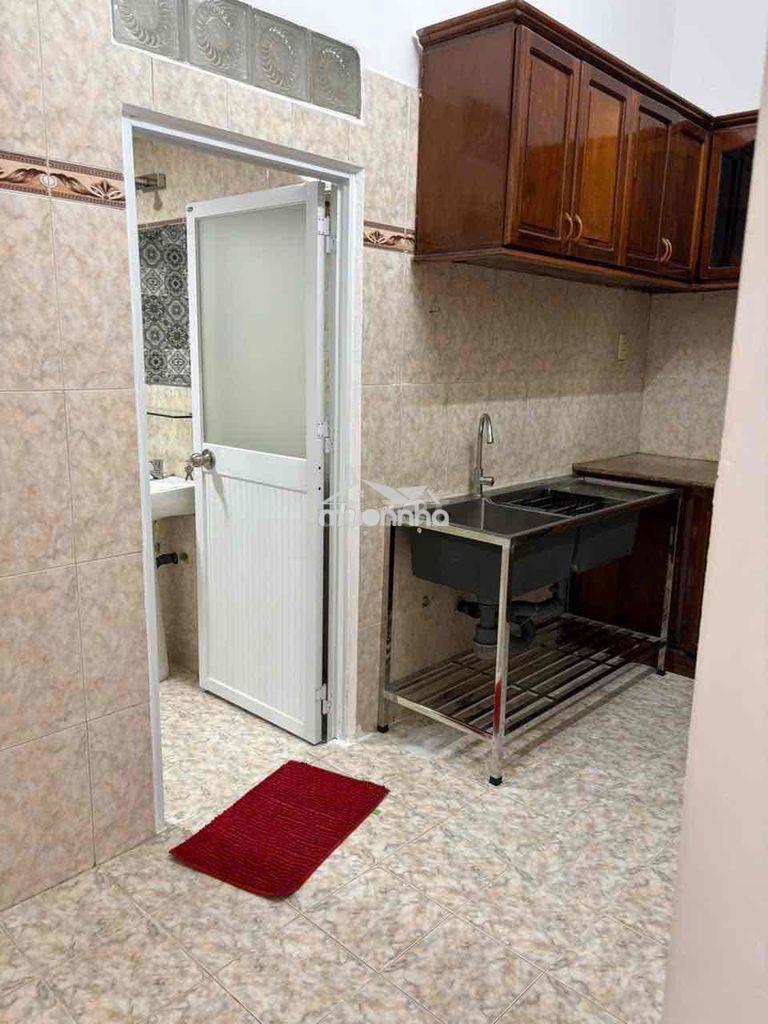 Chung cư lầu 1 2pn mặt tiền cmt8, p.15, quận 10 - Ảnh 4