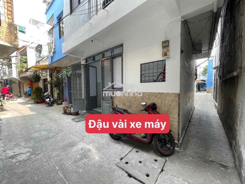 Cho thuê nhà nguyên căn 2pn 2wc trung tâm q5