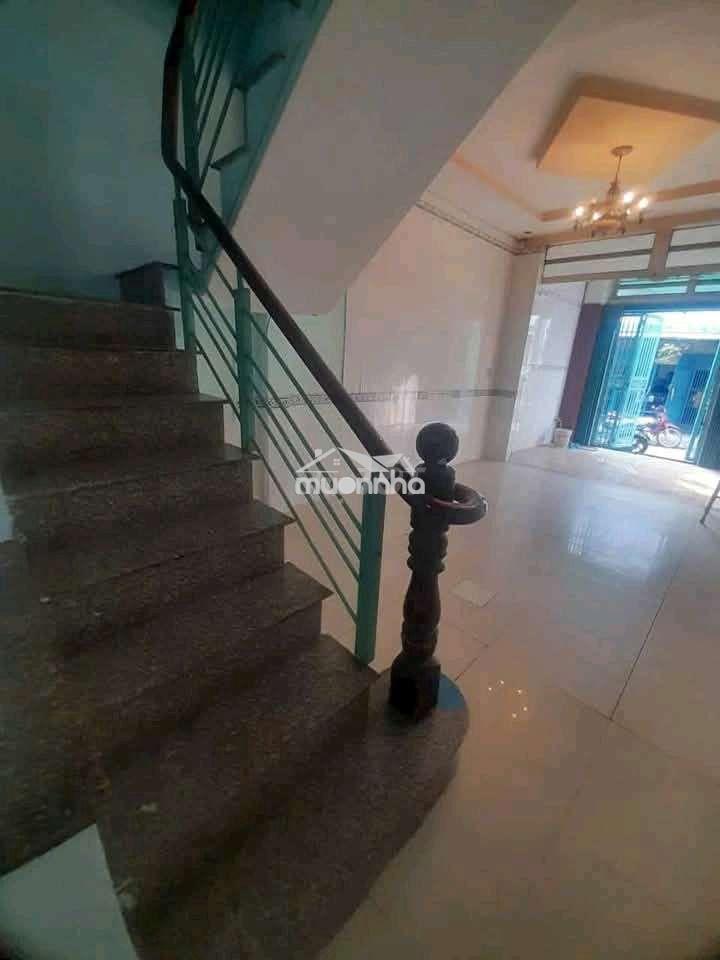 Bán nhà đường lê lợi hóc môn