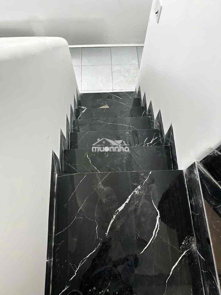 Nhà nhỏ shr hoàn công,phù hợp vc trẻ ngay khu kiều đàm - Ảnh 4
