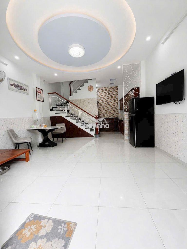 🔴 Nhà ngang khủng cách mt phạm thế hiển 50m p4q8 p.chánh hưng - Ảnh 2