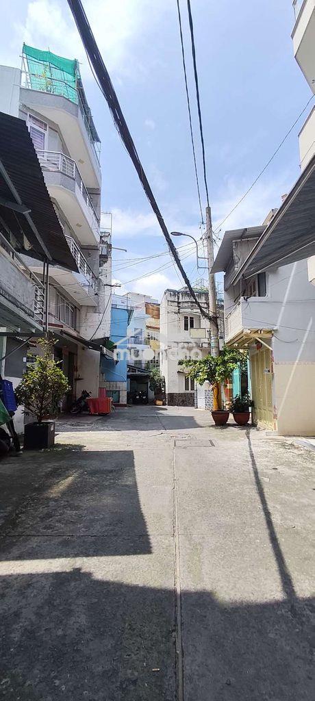 Nhà đẹp giá tốt. q. 11 . 3 lầu sân thượng - Ảnh 2
