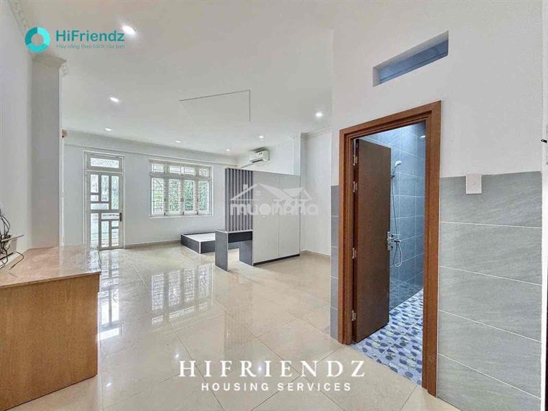Phòng 40m2 mới 100% - mặt tiền - ở được đông - siu thoáng - hf