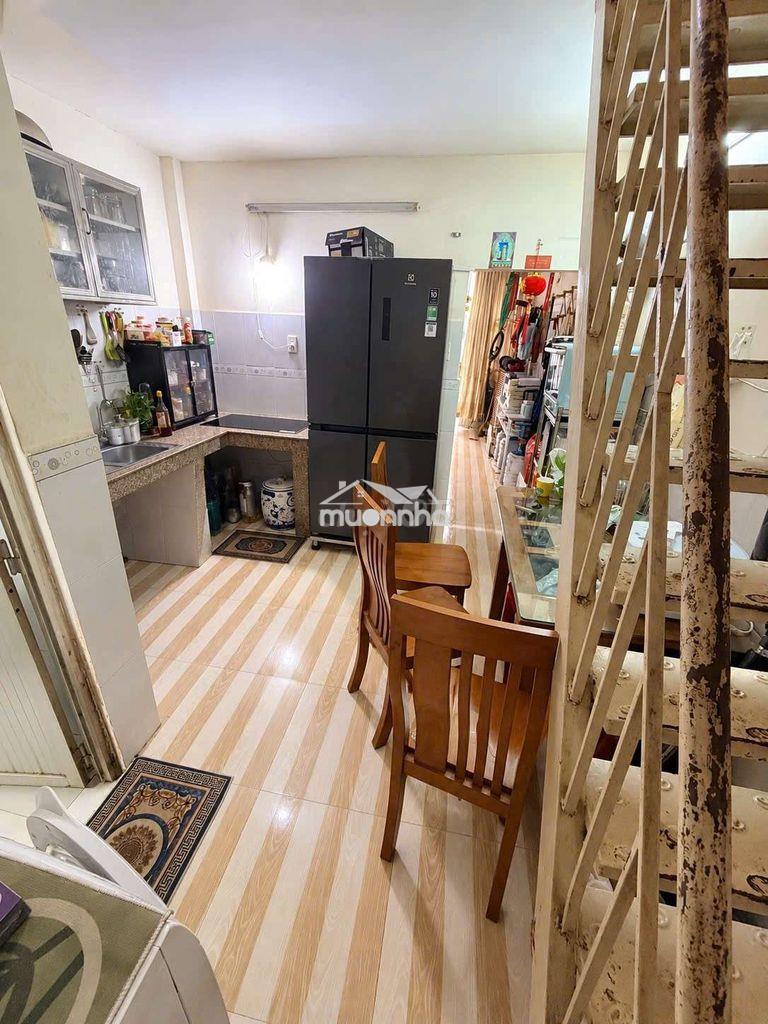 Cần bán nhà hẻm 1716htp - Ảnh 3