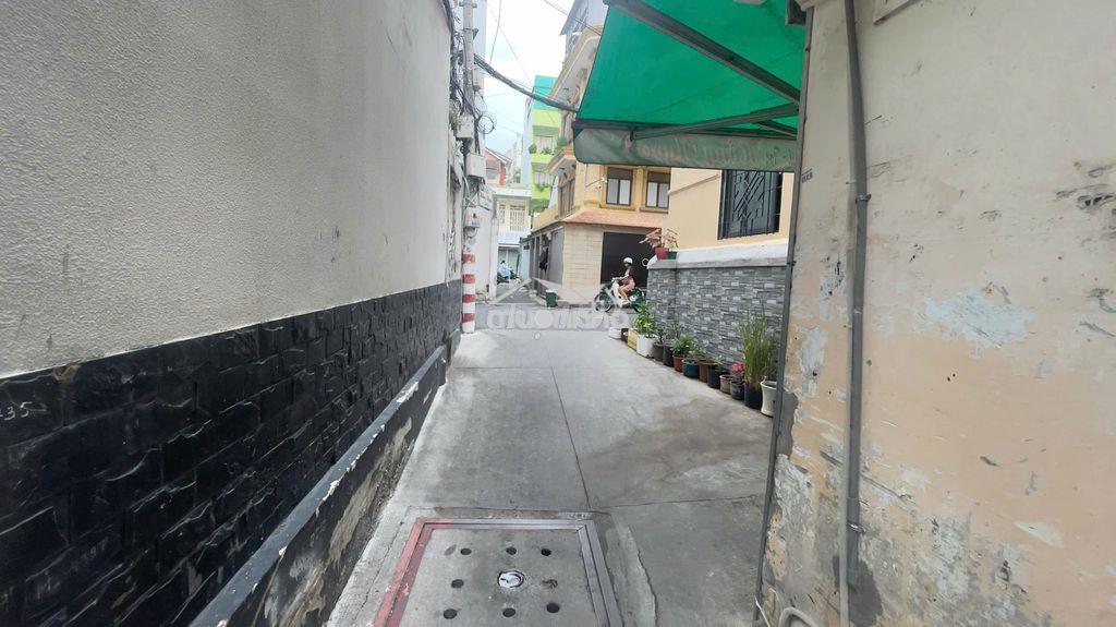 Bán nhà 30m2, 1 trệt 2 lầu 2 pn, sẵn sổ, p.3, phú nhuận - Ảnh 3