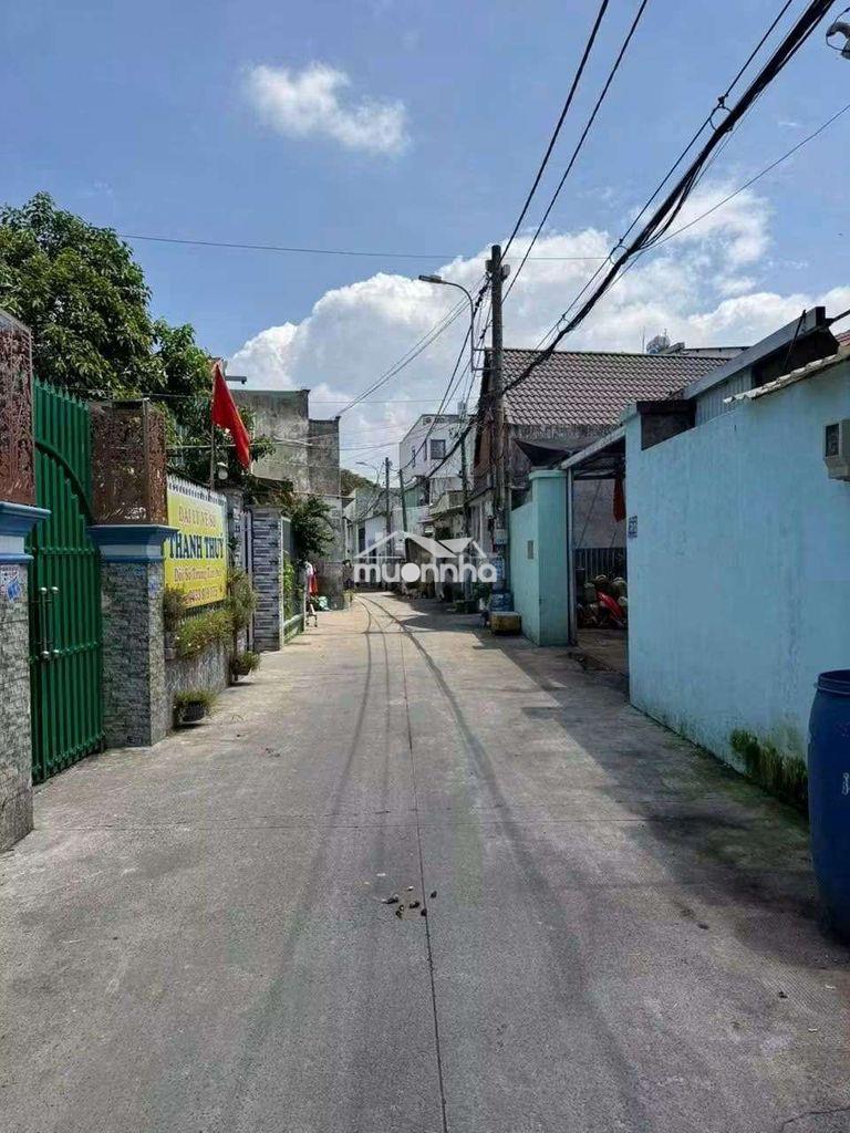 Bán nhà lầu đường xe hơi hóc môn to chắc chắn thích hợp ở và đầu tư - Ảnh 2