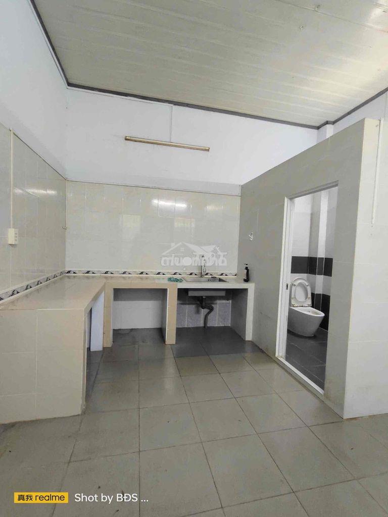 Nhà 120m2 1 trệt 1 lửng 2pn 1wc khu gigamall 12triệu - Ảnh 4