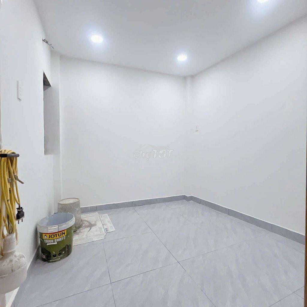 Cho thuê nhà nguyên căn hẻm đường hoàng diệu, quận 4 - Ảnh 3
