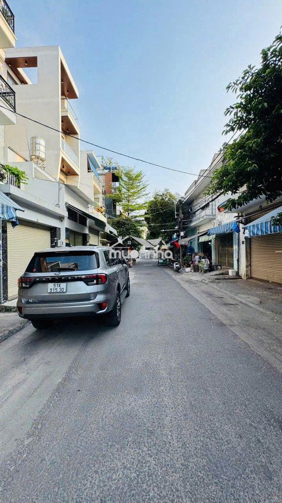 Bán nhà hxh 10m thoại ngọc hầu, q. tân phú, 4x18m, 3 lầu, giá 10,5 tỷ - Ảnh 2