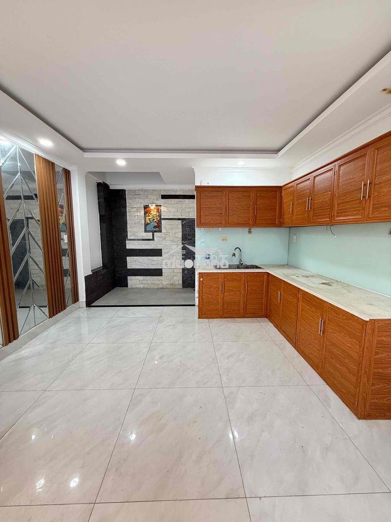 Cho thuê nhà nguyên căn 4pn có gara xe hơi - 5wc - Ảnh 3