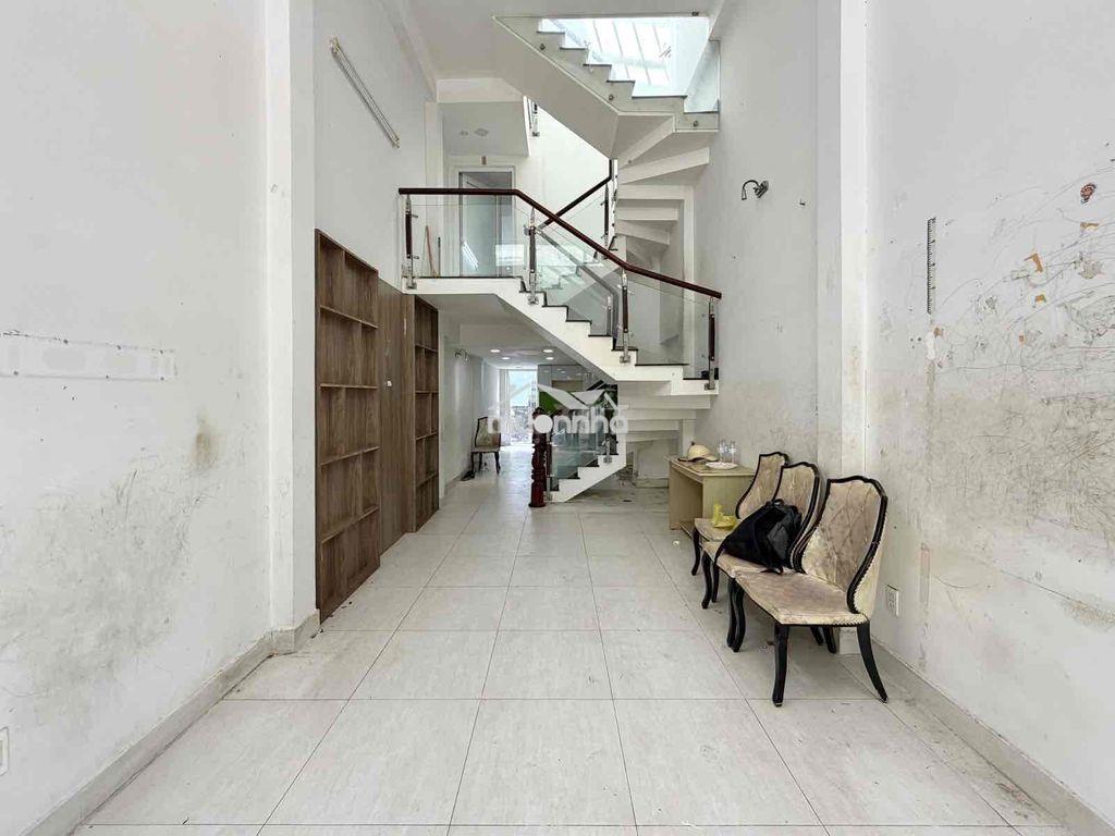 Bán nhà phú nhuận hẻm xe hơi nhỏ huỳnh văn bánh 50m2 3 tầng 4pn 7.x ty - Ảnh 2