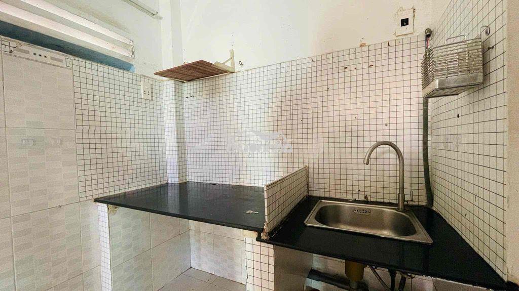 Cho thuê nhà 1 trệt 2 lầu - phan đăng lưu p5 phú nhuận - Ảnh 3