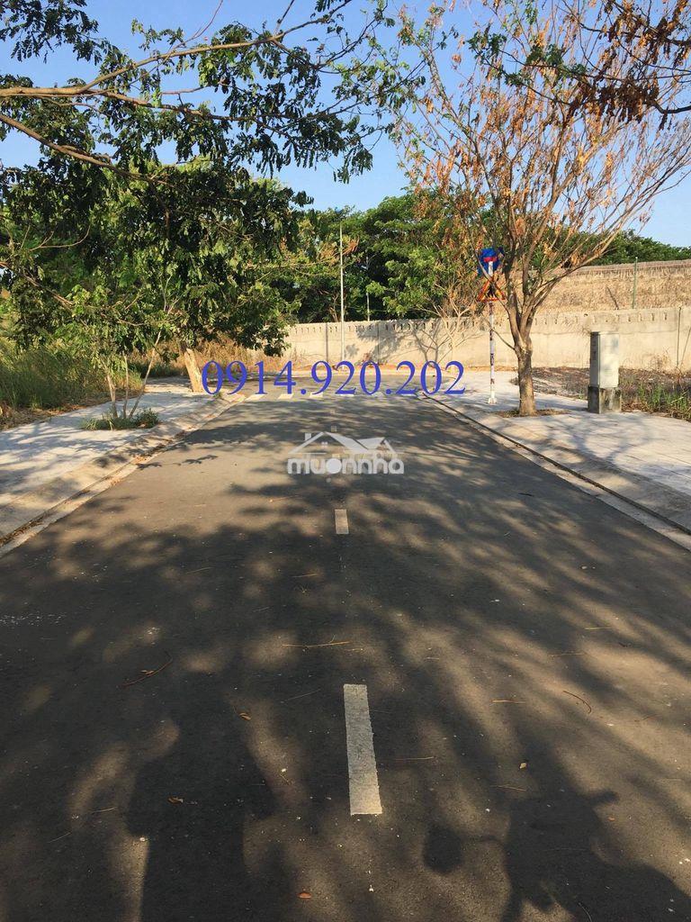 Cho thuê kho nhỏ 70m2 số 68 bưng ông thoàn q9, đg lớn, giá 6 tr/tháng