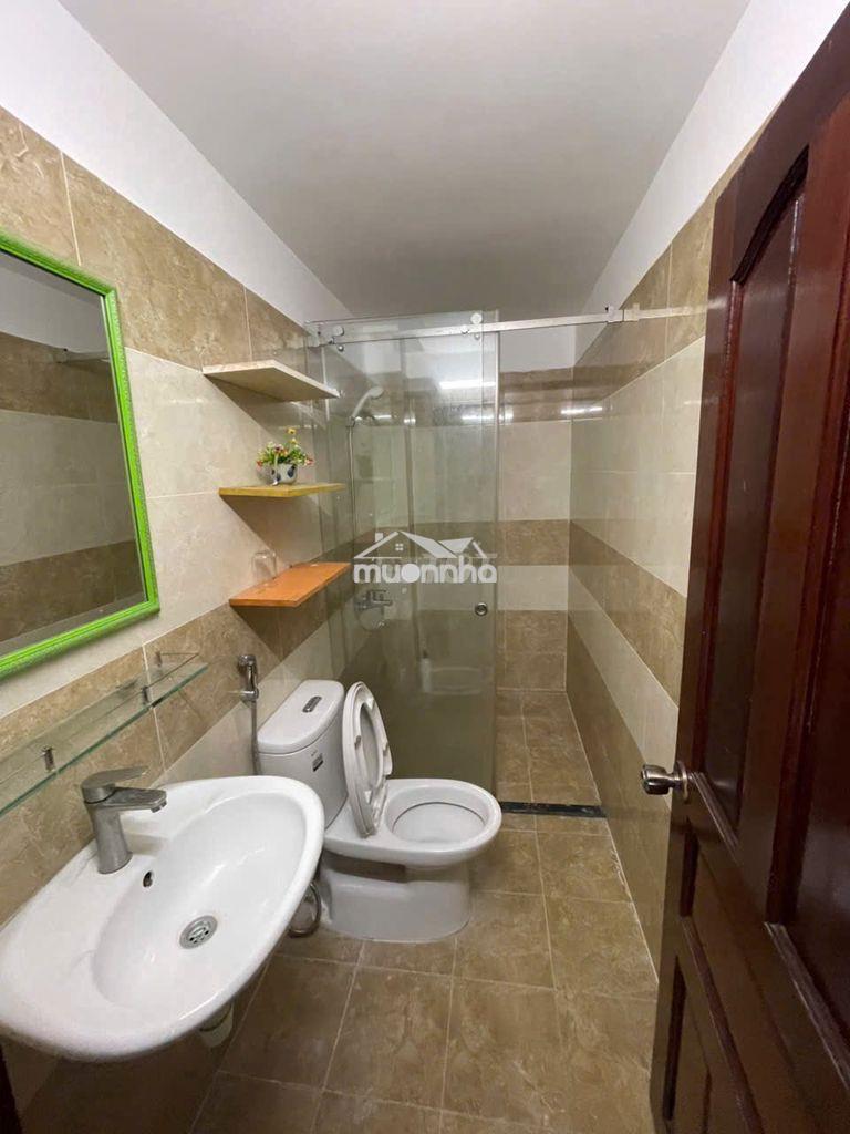 Nhà nguyên căn 3 tầng đúc; gần cầu chánh hưng; 4pn; khu đồng bộ - Ảnh 4