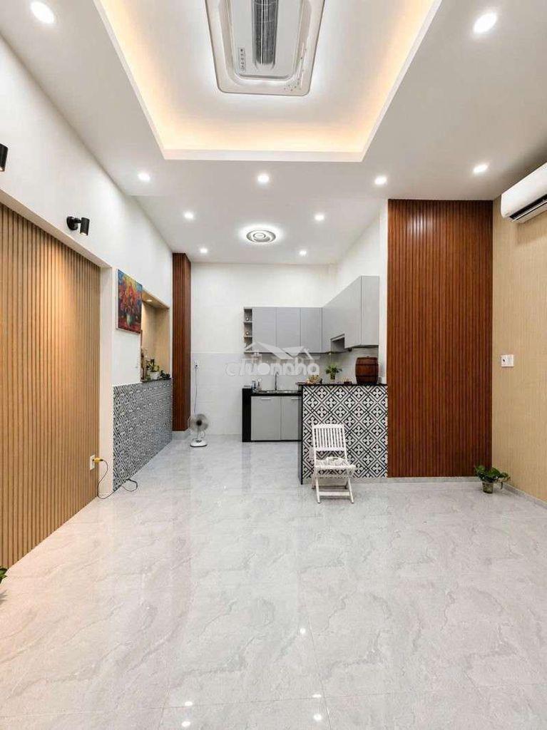Nhà xây mới ho hao hon q1 • 3 tầng • xe tải đổ cổng • 5.7 tỷ