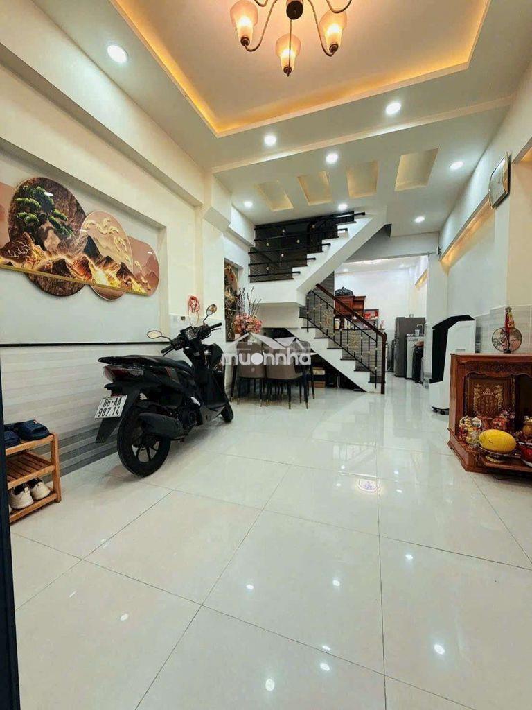 Nhà đường dương bá trạc,p2q8,dt 3,5mx10m, 1 lầu,2 pn