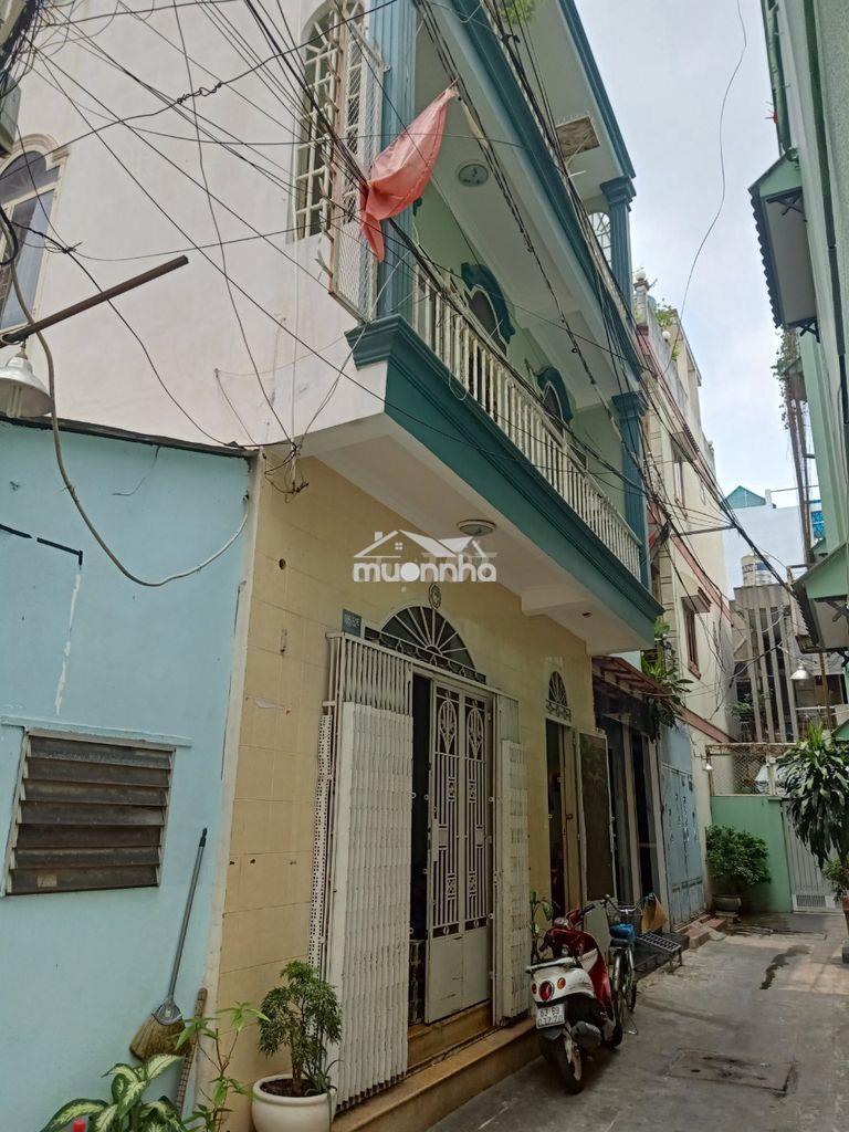 Nhà 3 tầng yên tĩnh gần chợ phú nhuận, 14tr