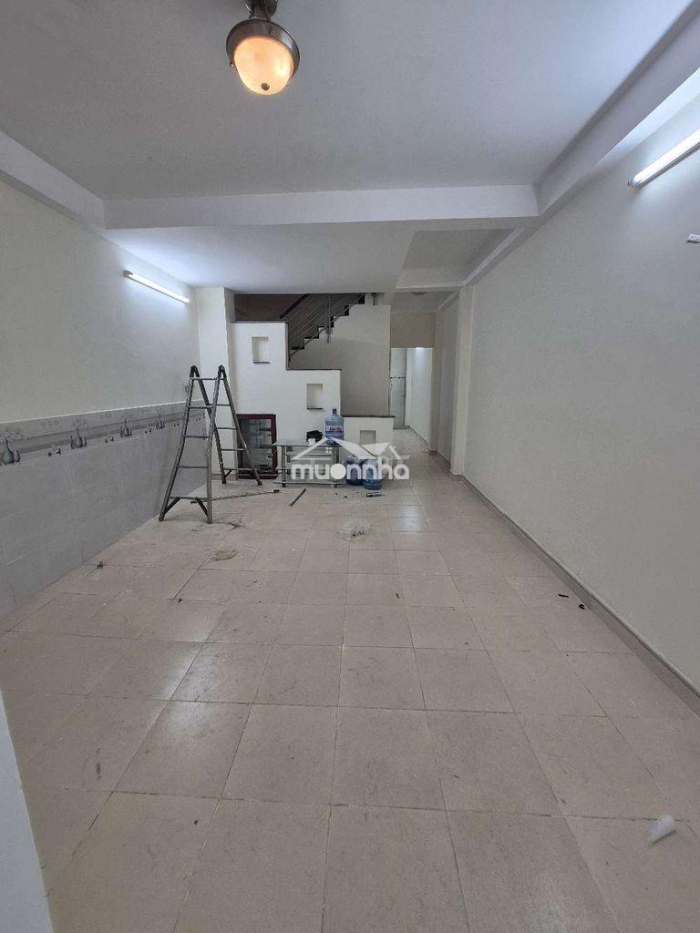 Cho thuê nhà 4x15m 3 lầu 4pn 5wc hẻm 5m ngay eon tân phú - Ảnh 2