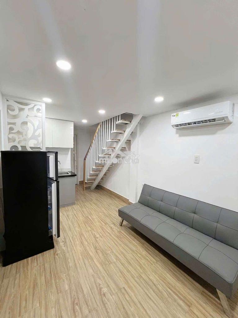 Cho thuê nhà quận 1 có 2 phòng ngủ 1 vệ sinh đầy đủ nội thất
