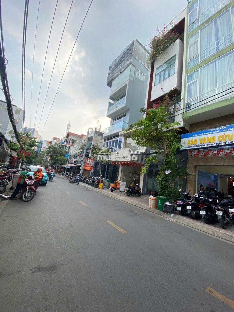 Cho thuê nhà hẻm 5m lạc long quân 6x12 2 tầng giá 12tr hẻm xe hơi