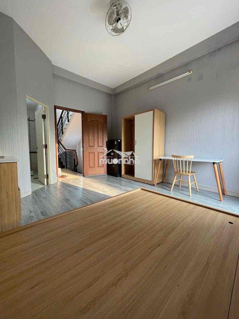 Studio đầy đủ nội thất ban công ngay khu bình phú q6 mới - Ảnh 2